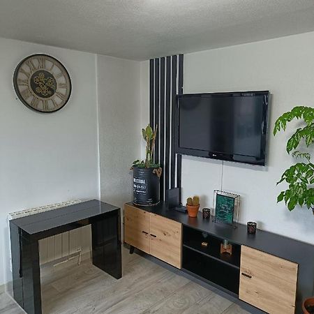 Charmant Appartement Avec Vue Marina Saint-Cyprien  Exterior photo
