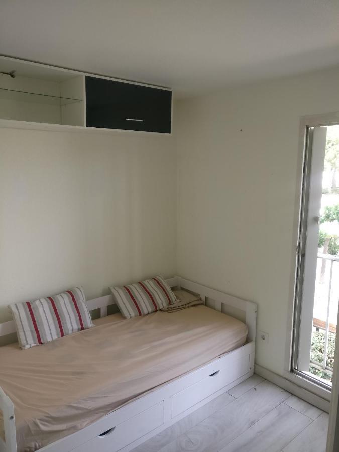 Charmant Appartement Avec Vue Marina Saint-Cyprien  Exterior photo